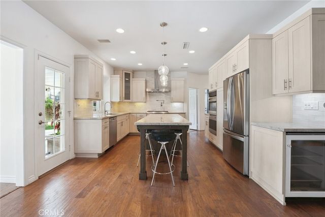 $1,875,000 | 22501 Marilla Street, Chatsworth, CA 91311