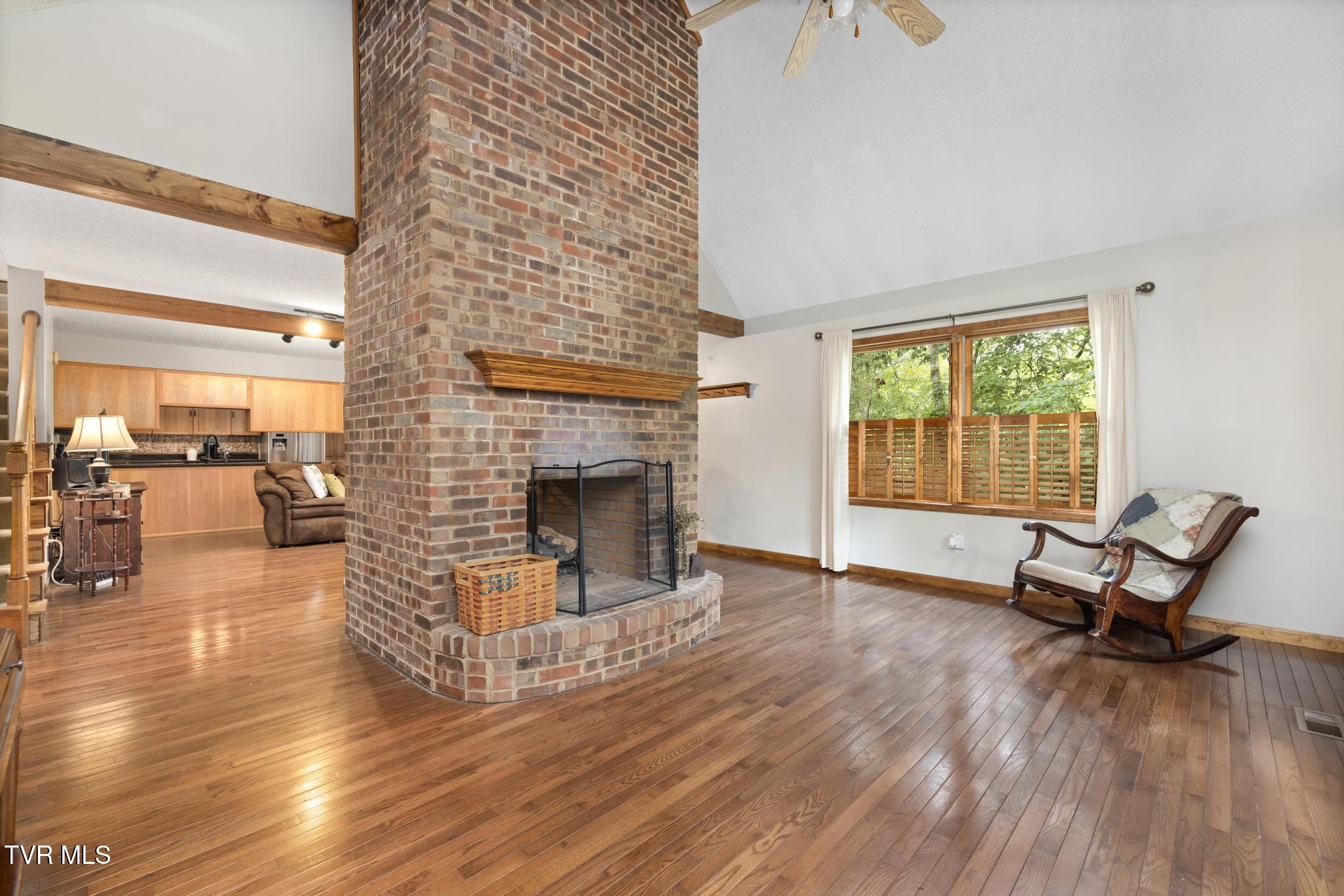 2019 Ridge View Drive Big Stone Gap, VA 24219 - Photo 15 of 85 IMG_6658