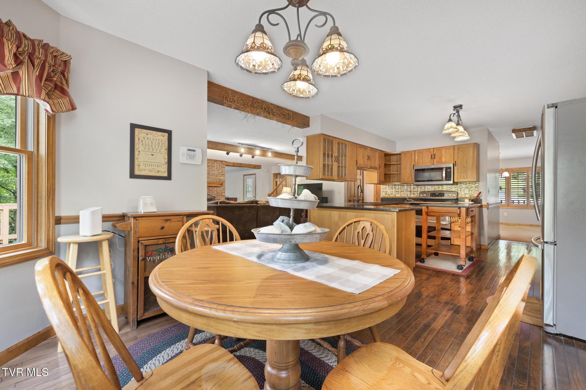 2019 Ridge View Drive Big Stone Gap, VA 24219 - Photo 19 of 85 IMG_6698