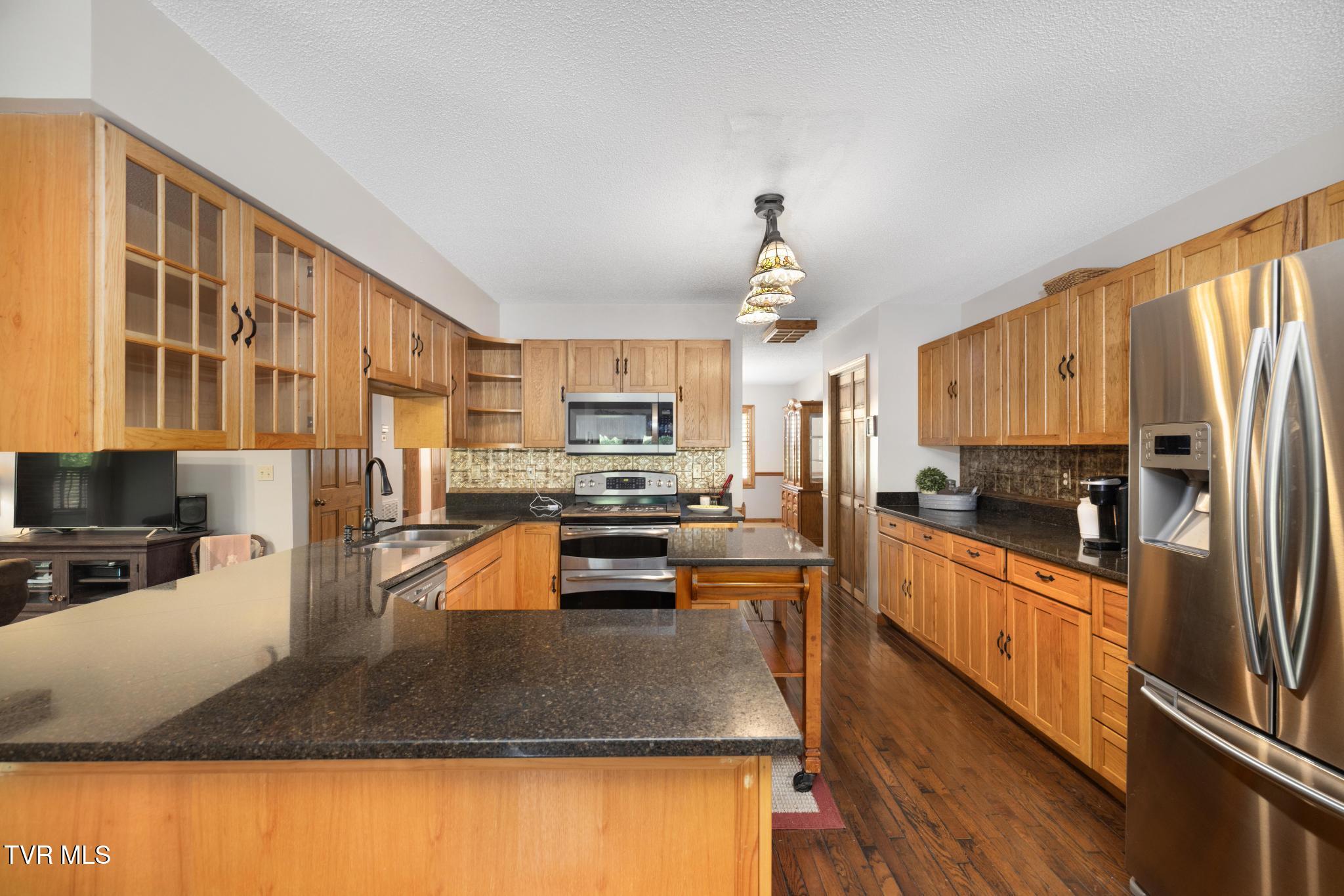 2019 Ridge View Drive Big Stone Gap, VA 24219 - Photo 21 of 85 IMG_6717