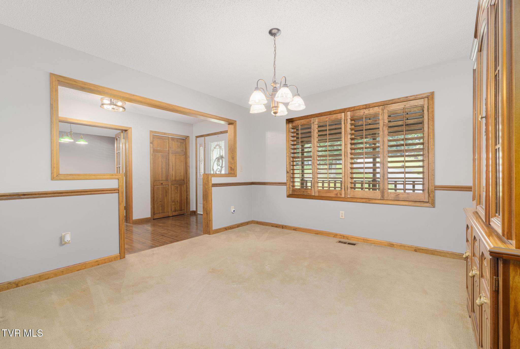 2019 Ridge View Drive Big Stone Gap, VA 24219 - Photo 25 of 85 IMG_6758