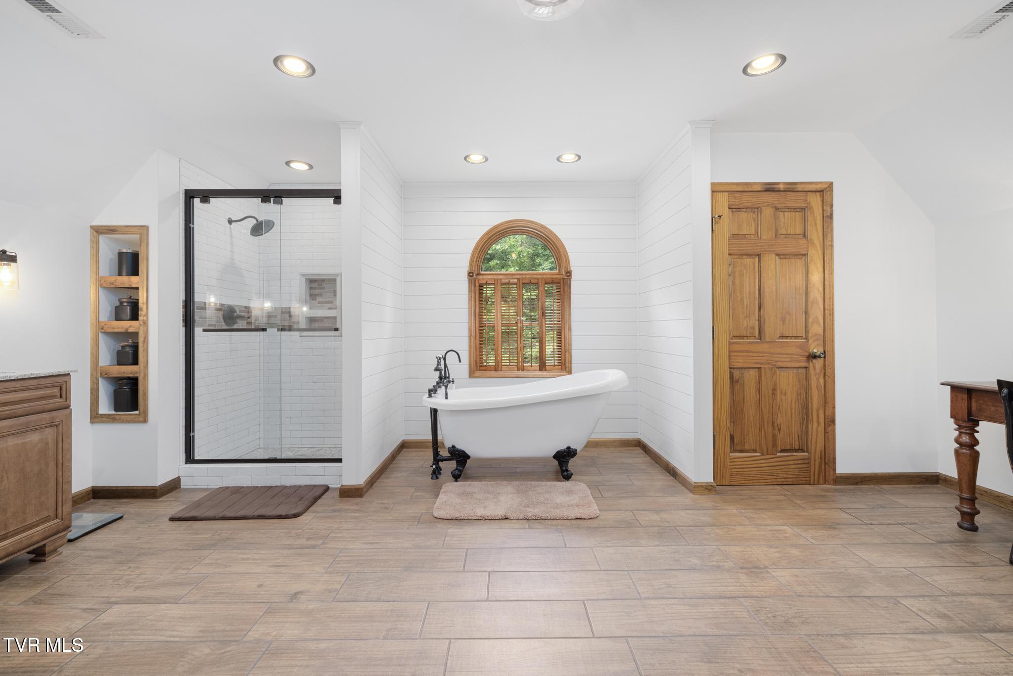 2019 Ridge View Drive Big Stone Gap, VA 24219 - Photo 35 of 85 IMG_6851