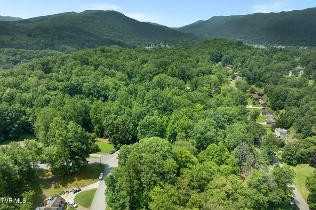 $439,900 | 2019 Ridge View Drive, Big Stone Gap, VA 24219
