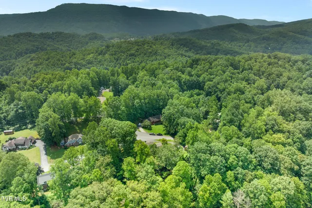 $439,900 | 2019 Ridge View Drive, Big Stone Gap, VA 24219