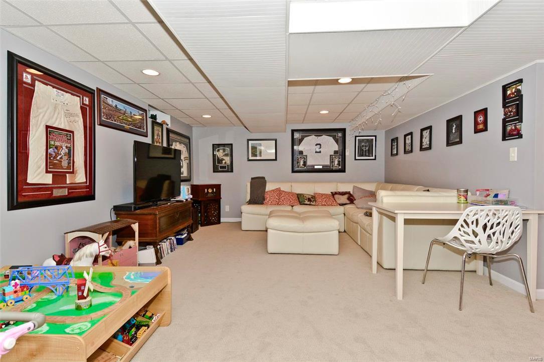 26 Willmore Road St. Louis, MO 63109 - Photo 43 of 57