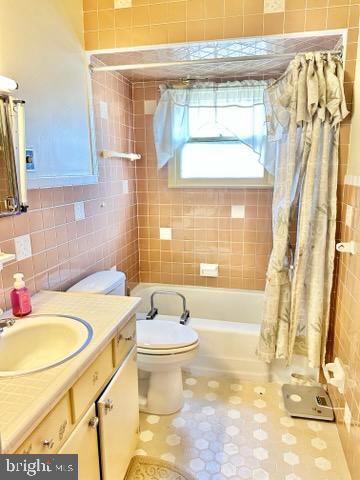 14 East Evesham Road Glendora, NJ 08029 - Photo 9 of 12 a bathroom with a granite countertop sink and a mirror