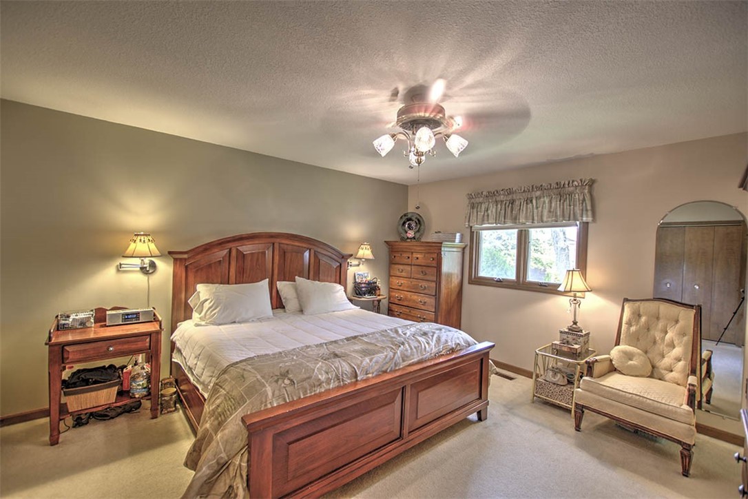 676 West Wolf Road Decatur, IL 62526 - Photo 20 of 34