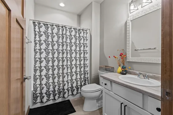 $474,900 | 4647 North Cherryvale Avenue, Appleton, WI 54913