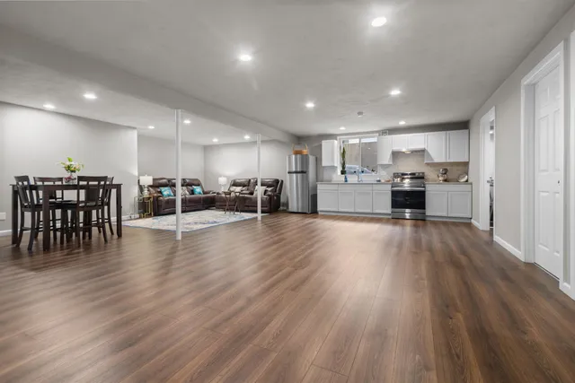 $485,000 | 4647 North Cherryvale Avenue, Appleton, WI 54913