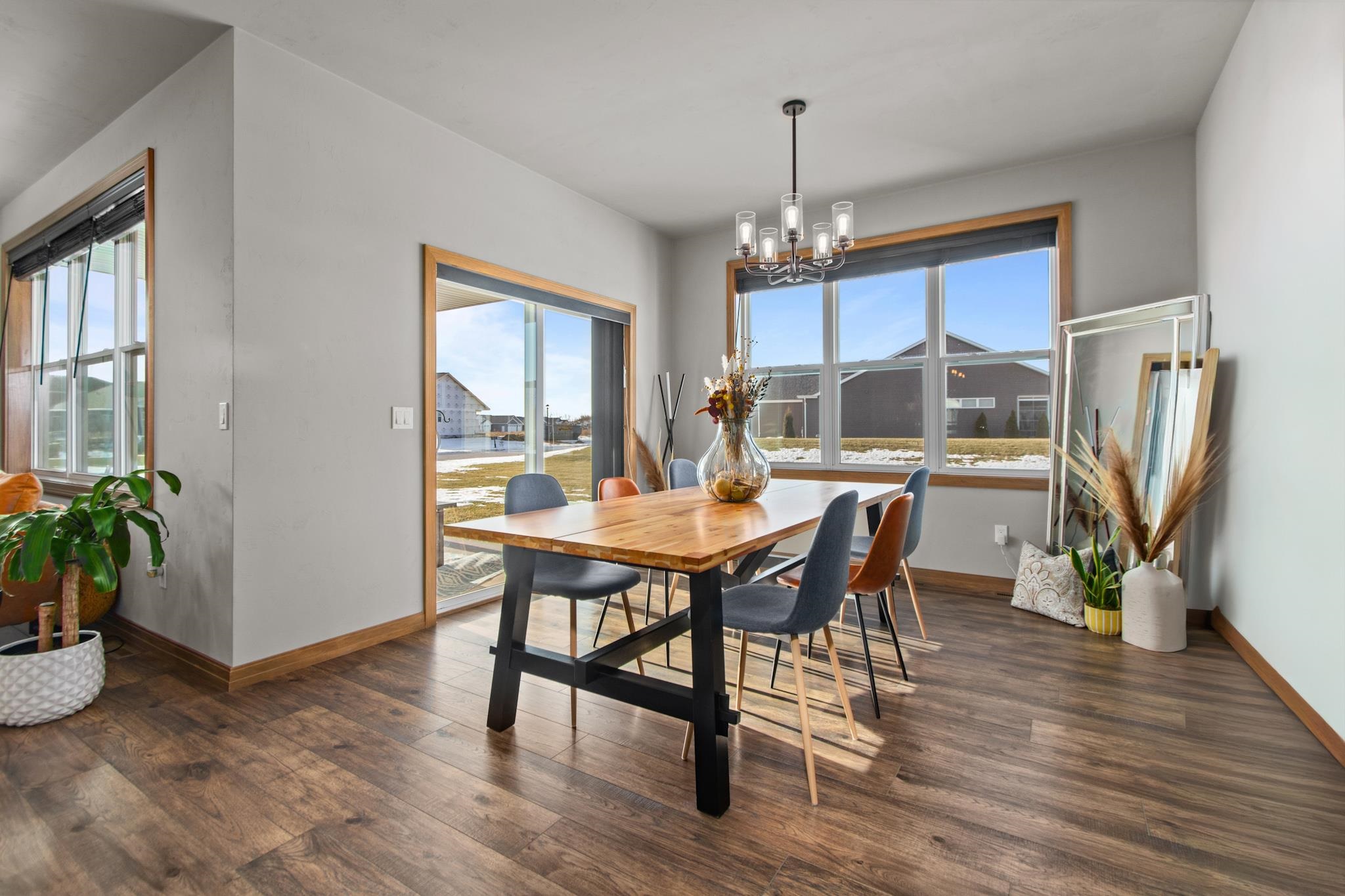 4647 North Cherryvale Avenue Appleton, WI 54913 - Photo 9 of 53