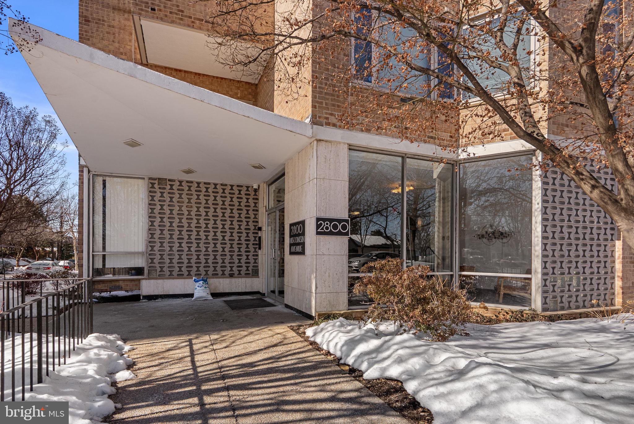 2800 Wisconsin Avenue Northwest, Unit 304 Washington, DC 20007 - Photo 2 of 27