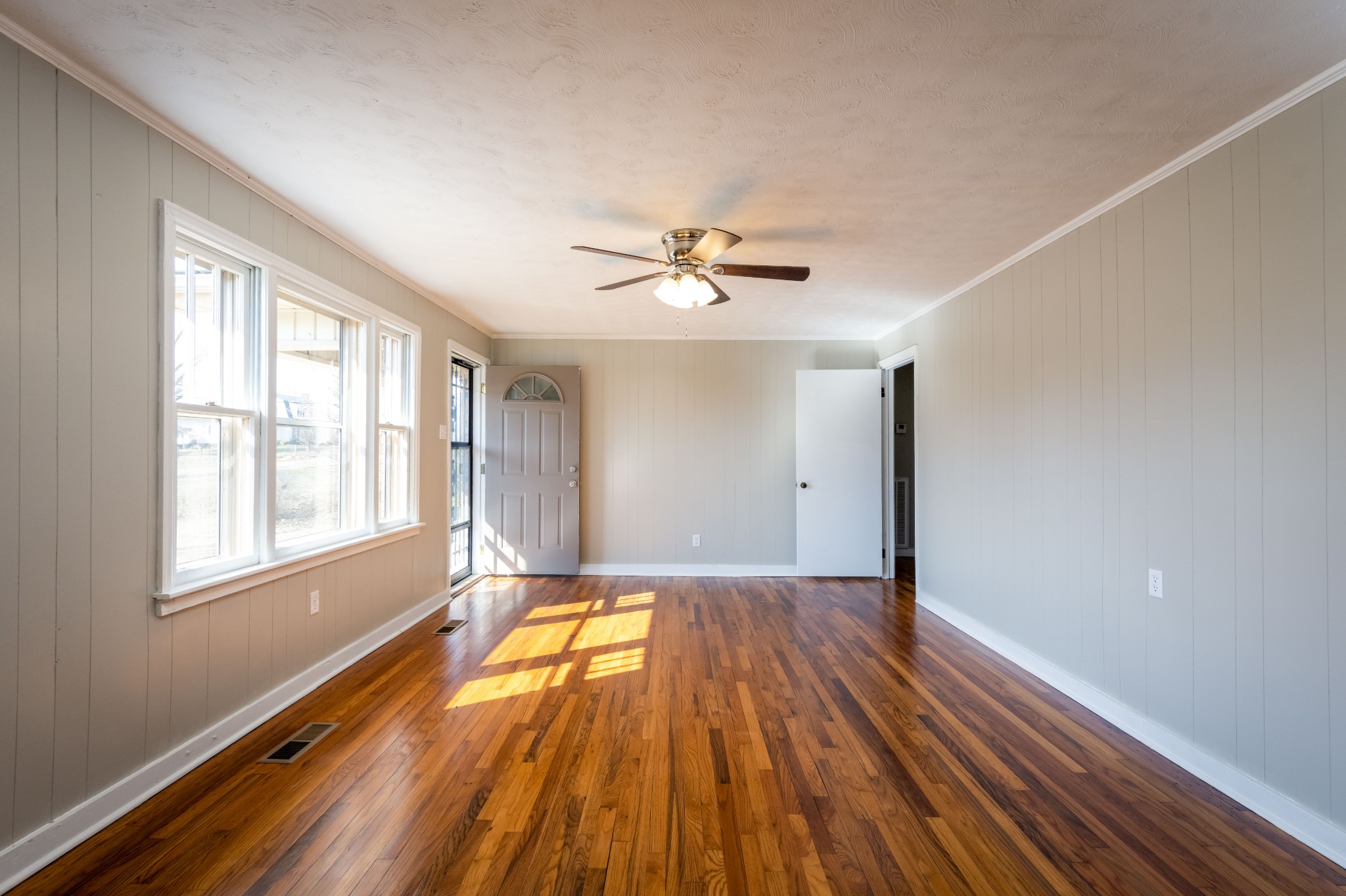 247 East Main Street Decaturville, TN 38329 - Photo 7 of 28 Gallery Image 7