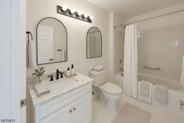 $375,900 | 316 Red Crest Lane, Unit 316, Somerville, NJ 08876