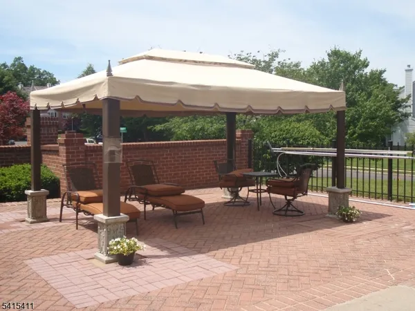 $375,900 | 316 Red Crest Lane, Unit 316, Somerville, NJ 08876