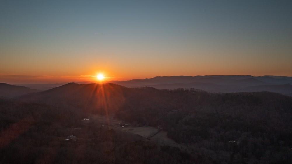 98 Snake Nation Overlook Blue Ridge, GA 30513 - Photo 3 of 47 Gallery Image 3
