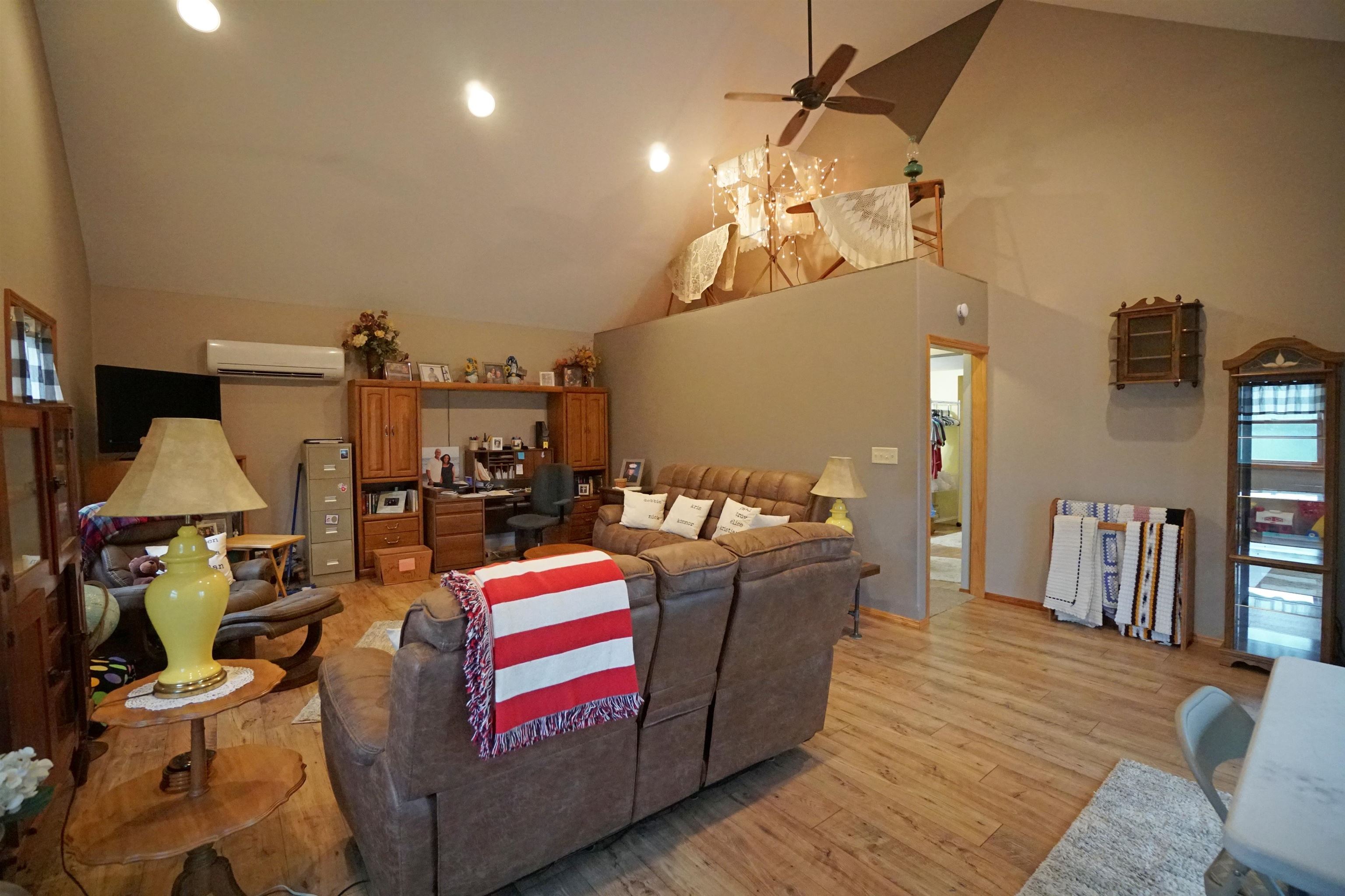 9002 East Center Road Stockton, IL 61085 - Photo 25 of 68 Gallery Image 25