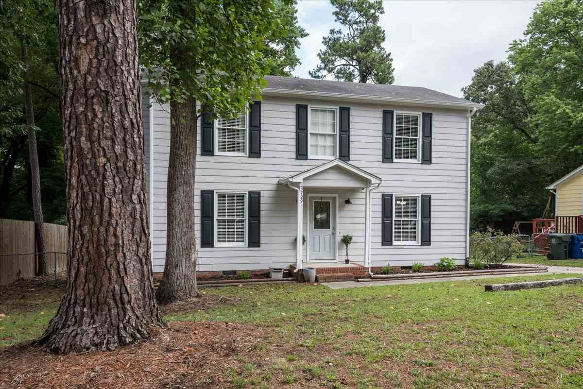 3729 Summer Place Raleigh, NC 27604 - Photo 3 of 26 Photo 3