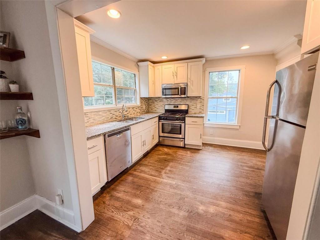 1375 Richland Road Southwest Atlanta, GA 30310 - Photo 9 of 47 Gallery Image 9