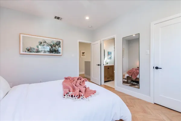 $4,000 | 1606 Morgan Lane, Unit A, Austin, TX 78704