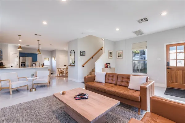 $4,000 | 1606 Morgan Lane, Unit A, Austin, TX 78704