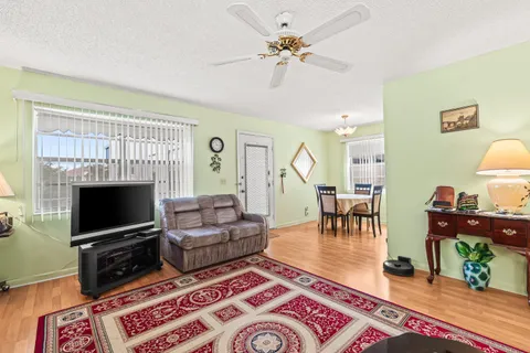 $94,999 | 508 Normandy Lane, Unit 508, Delray Beach, FL 33484