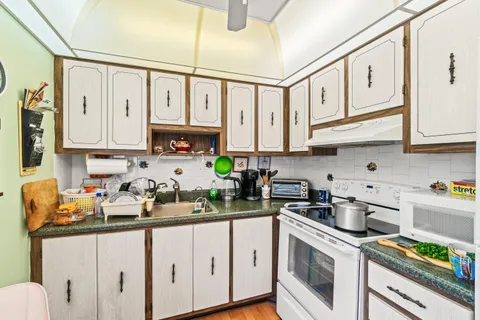 $94,999 | 508 Normandy Lane, Unit 508, Delray Beach, FL 33484