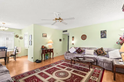 $94,999 | 508 Normandy Lane, Unit 508, Delray Beach, FL 33484