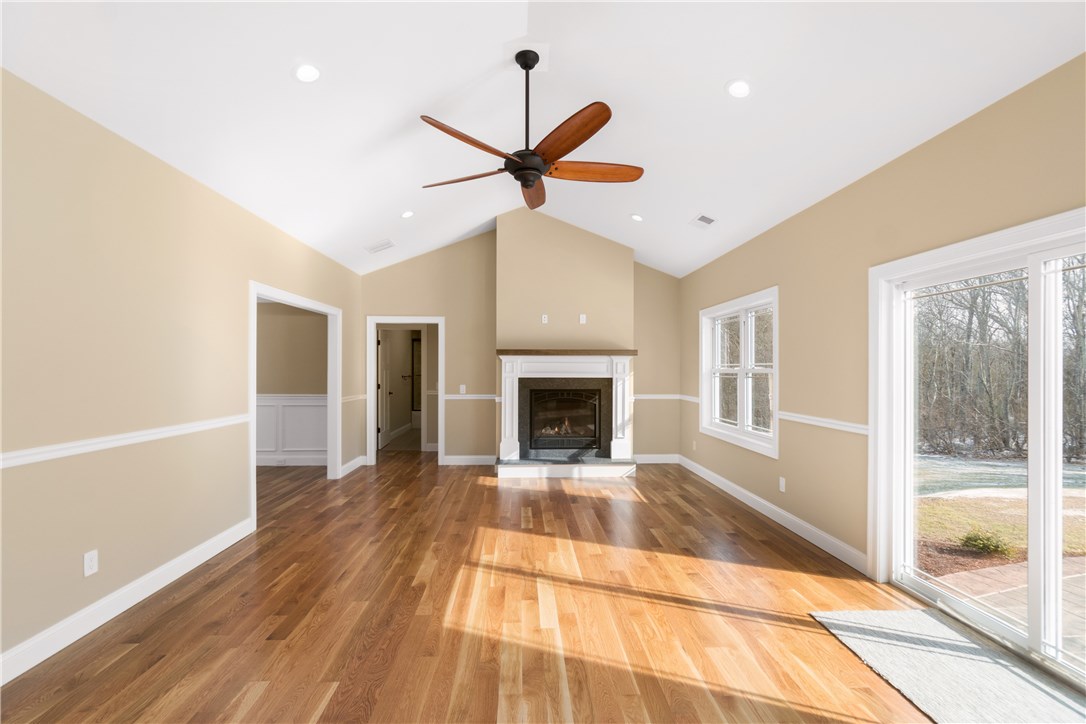 71 Capron Road Smithfield, RI 02917 - Photo 13 of 36 Gallery Image 13