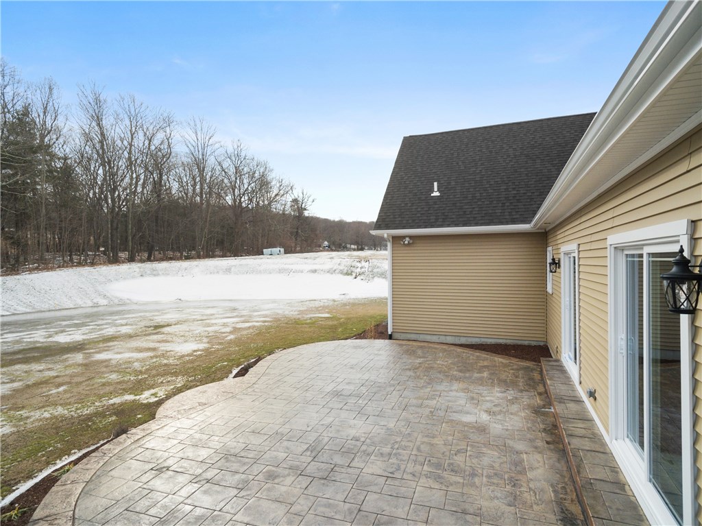 71 Capron Road Smithfield, RI 02917 - Photo 33 of 36 Gallery Image 33