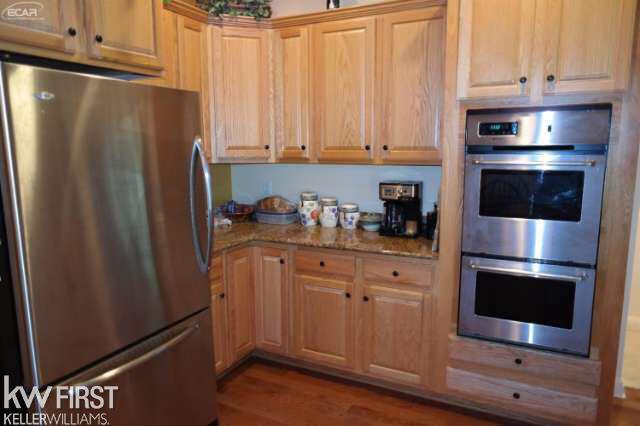 15256 Hogan Road Linden, MI 48451 - Photo 5 of 53 21214872-4.JPG