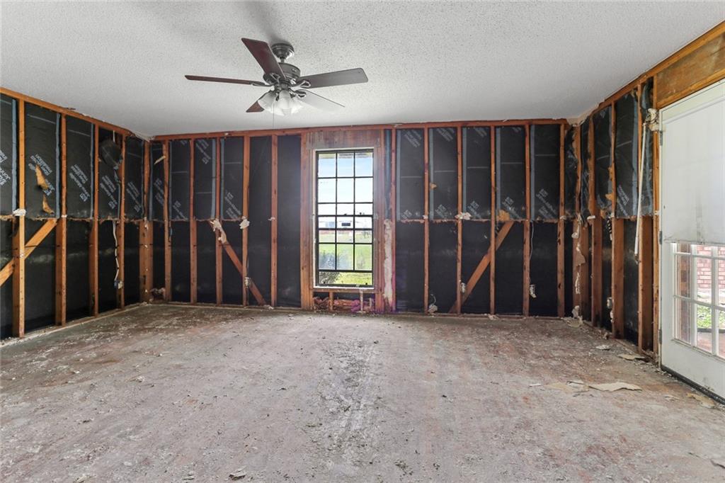 347 Somerset Road Laplace, LA 70068 - Photo 11 of 15 Gallery Image 11