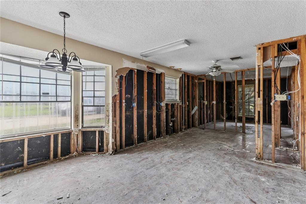 347 Somerset Road Laplace, LA 70068 - Photo 6 of 15 Gallery Image 6
