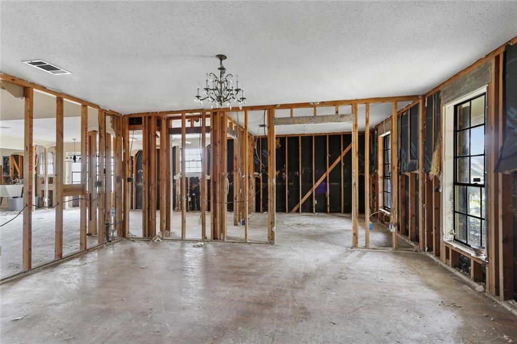 347 Somerset Road Laplace, LA 70068 - Photo 7 of 15 Gallery Image 7