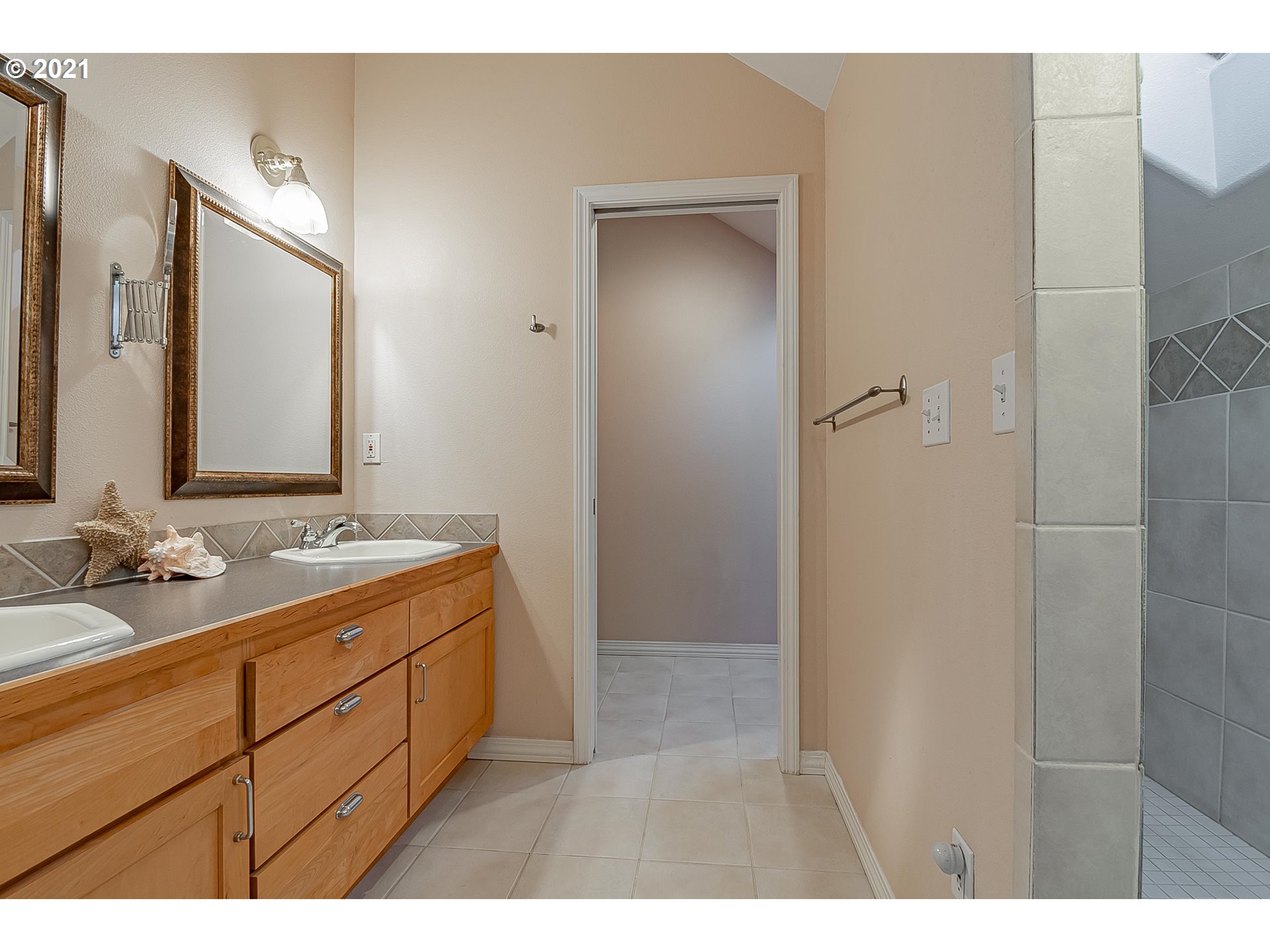 875 Taylor Road Kalama, WA 98625 - Photo 21 of 32 Gallery Image 21