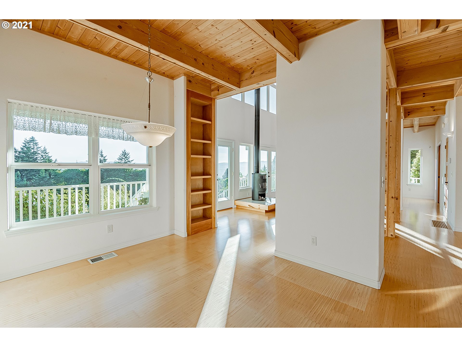 875 Taylor Road Kalama, WA 98625 - Photo 7 of 32 Gallery Image 7