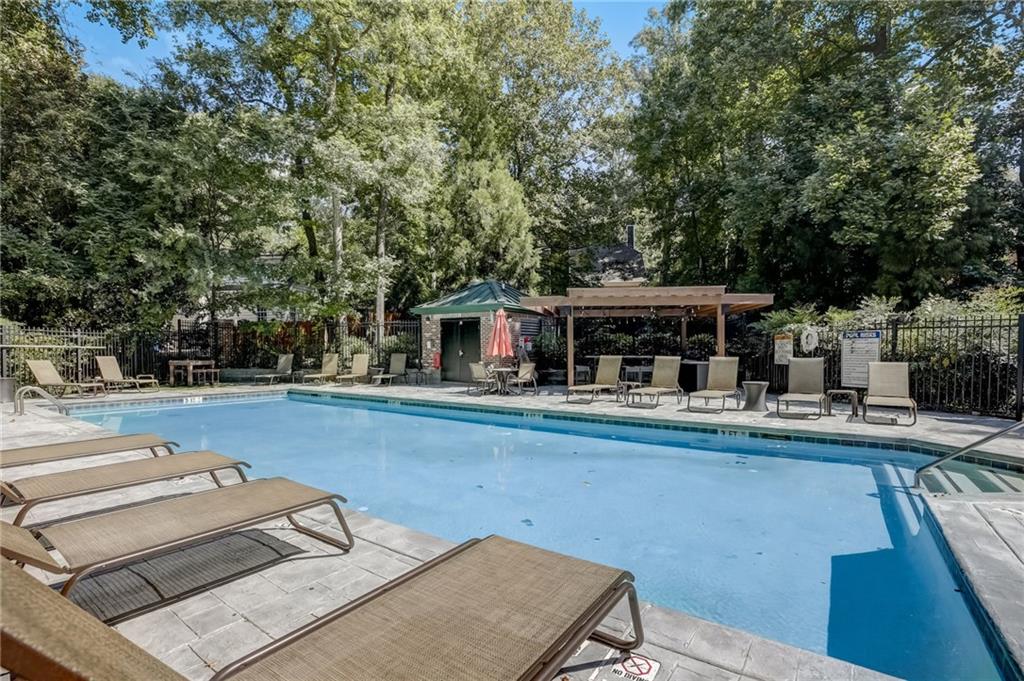 3235 Roswell Road Northeast, Unit 506 Atlanta, GA 30305 - Photo 29 of 34