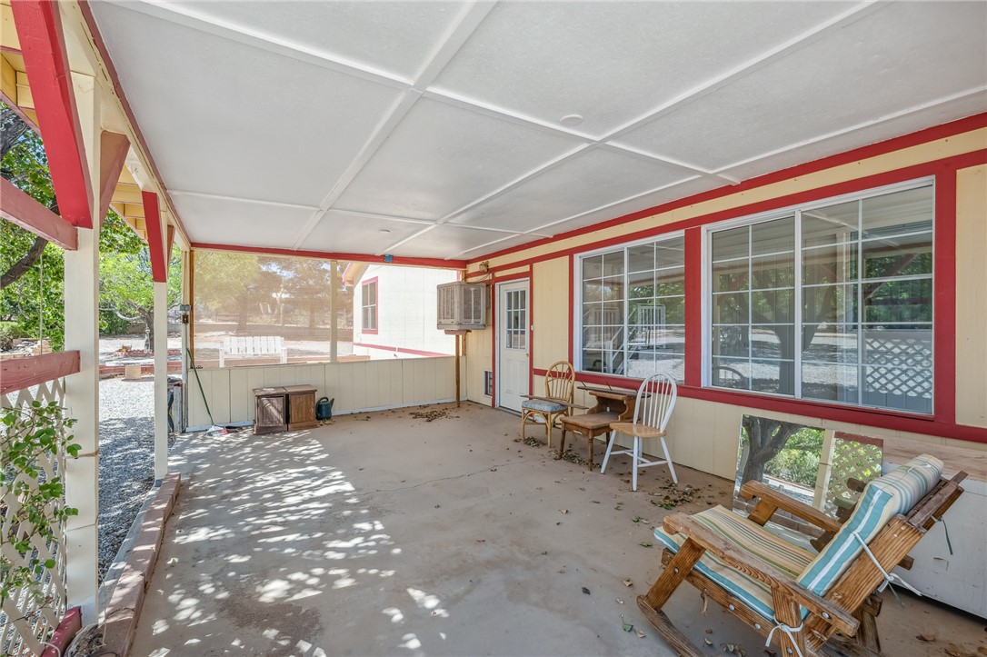 10300 Boulder Road Kingman, AZ 86401 - Photo 45 of 61 Patio