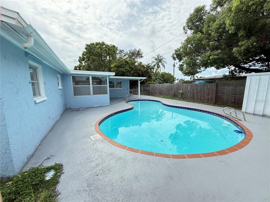 4233 Darlington Road Holiday, FL 34691 - Photo 15 of 59