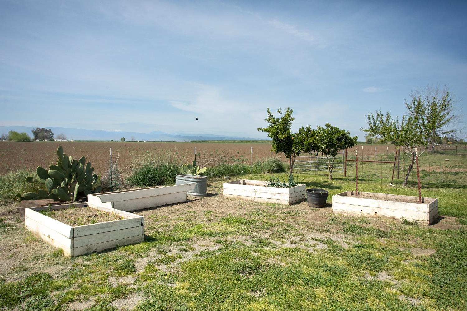 5621 Hankins Road Williams, CA 95987 - Photo 32 of 57