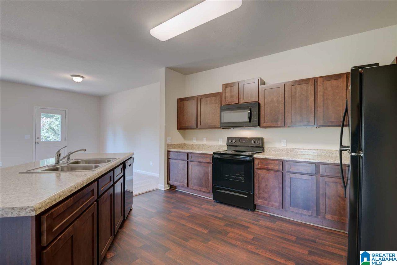 750 Clover Circle Springville, AL 35146 - Photo 3 of 12