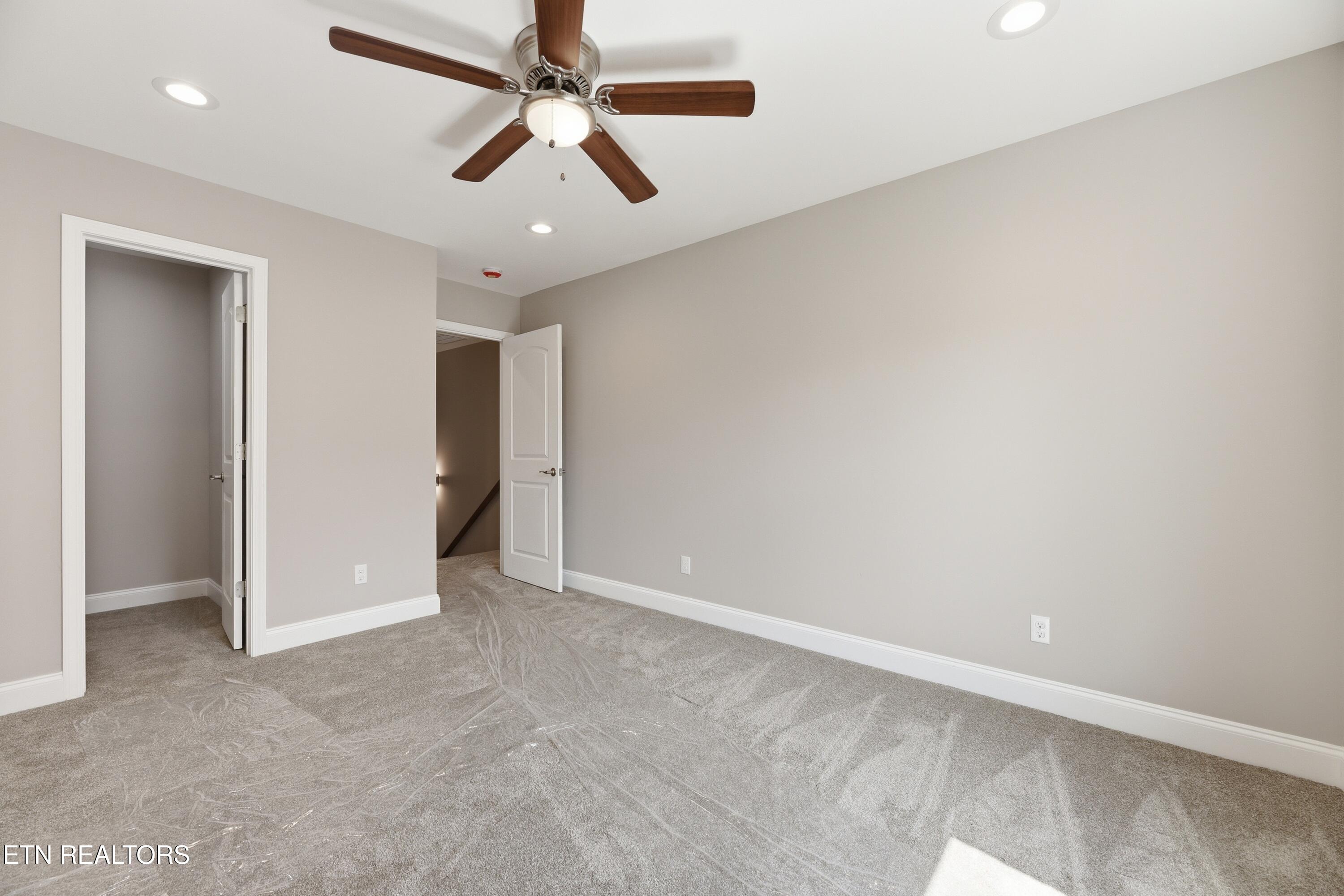 162 Crossroads Boulevard Oak Ridge, TN 37830 - Photo 36 of 45 33-print-DSC_6646