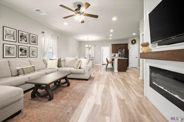 $239,900 | 23419 Ruger Drive, Denham Springs, LA 70726