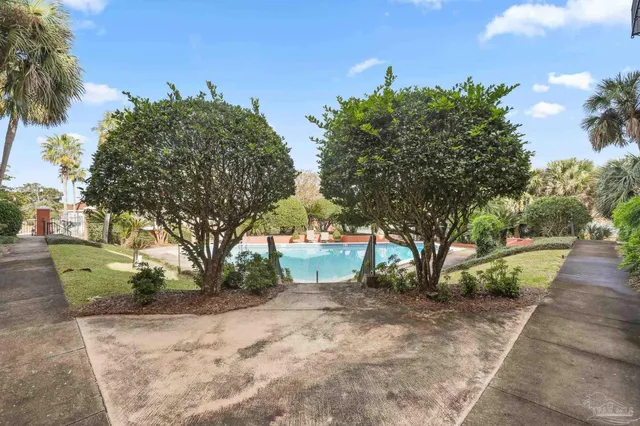 $300,000 | 2007 East Gadsden Street, Unit 105, Pensacola, FL 32501