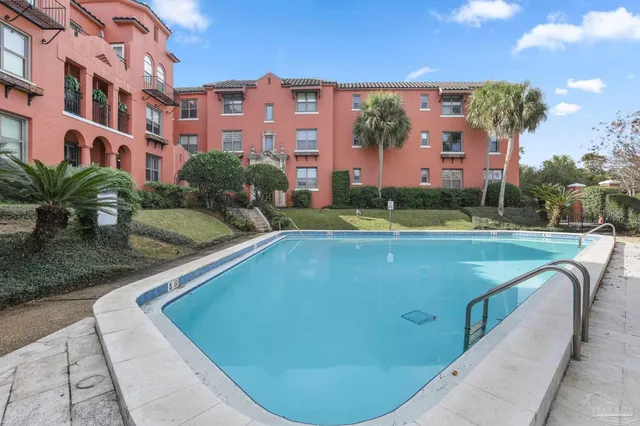 $300,000 | 2007 East Gadsden Street, Unit 105, Pensacola, FL 32501