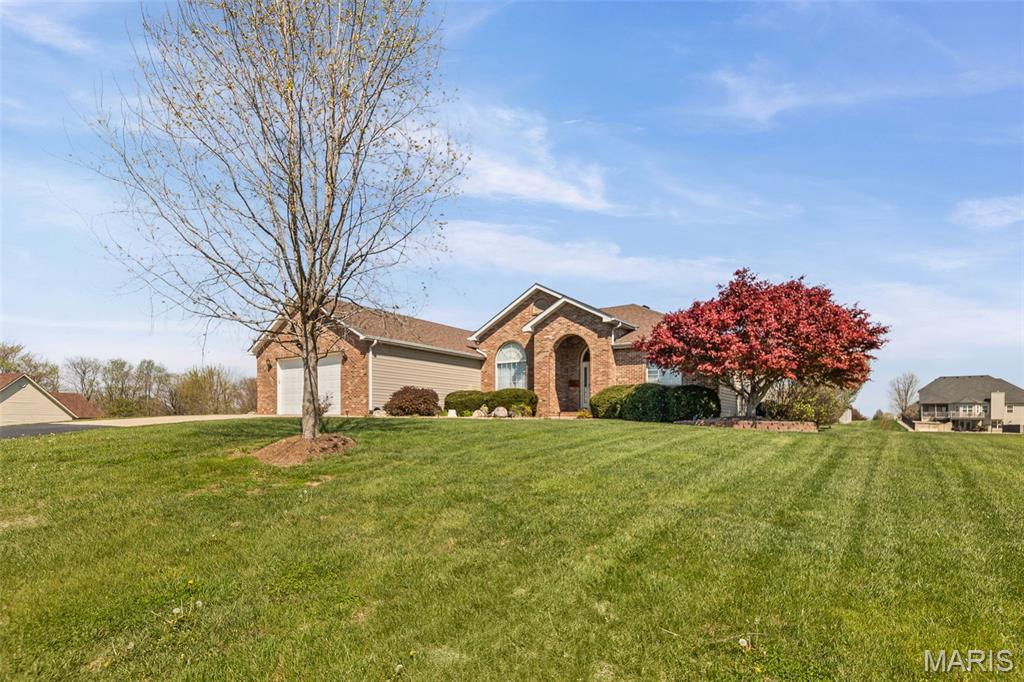 9 Fawn Valley Drive Moro, IL 62067 - Photo 2 of 64