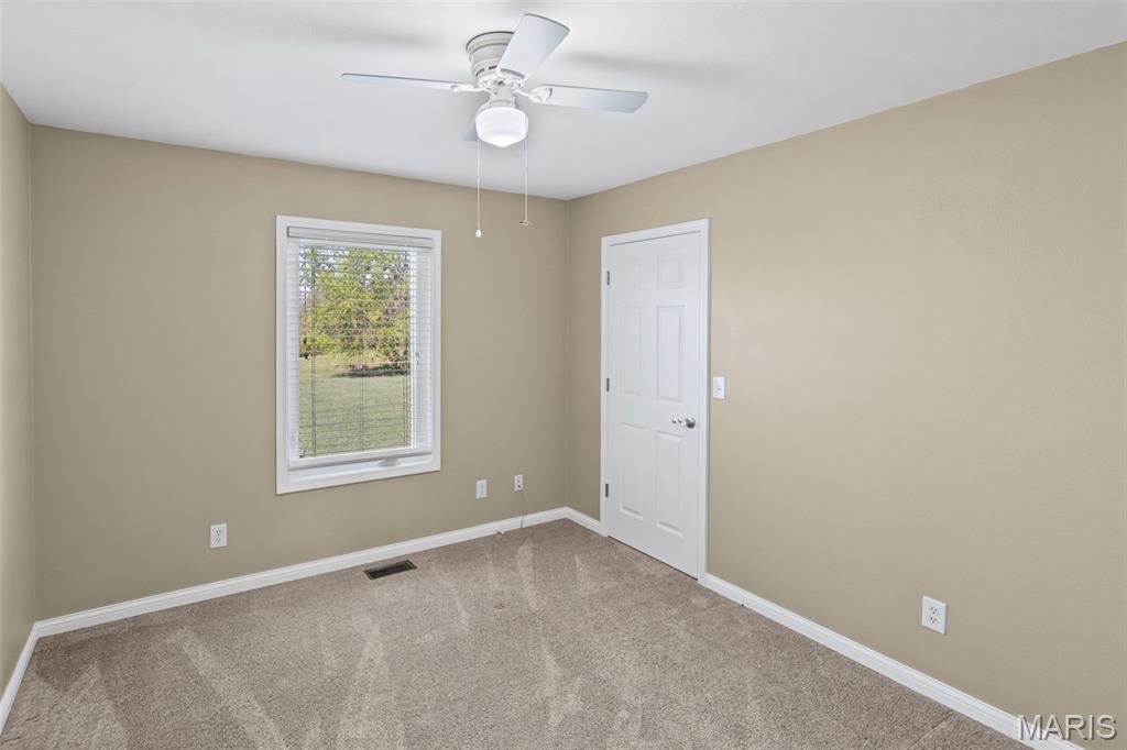 9 Fawn Valley Drive Moro, IL 62067 - Photo 34 of 64