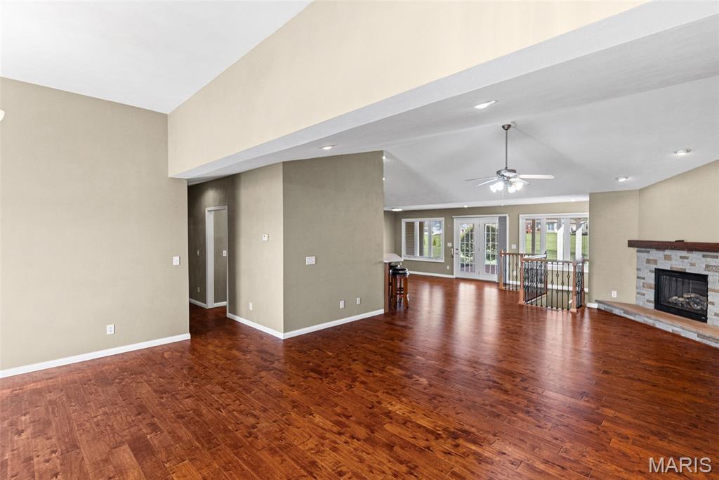 9 Fawn Valley Drive Moro, IL 62067 - Photo 5 of 64