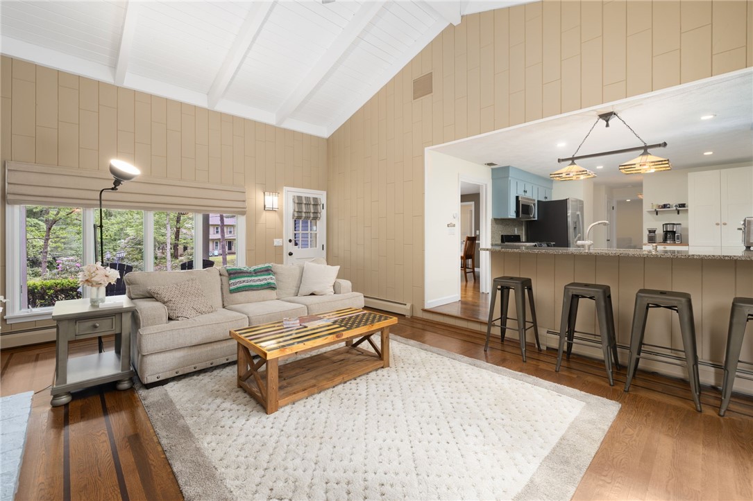 30 Abigail Street Warwick, RI 02818 - Photo 11 of 38