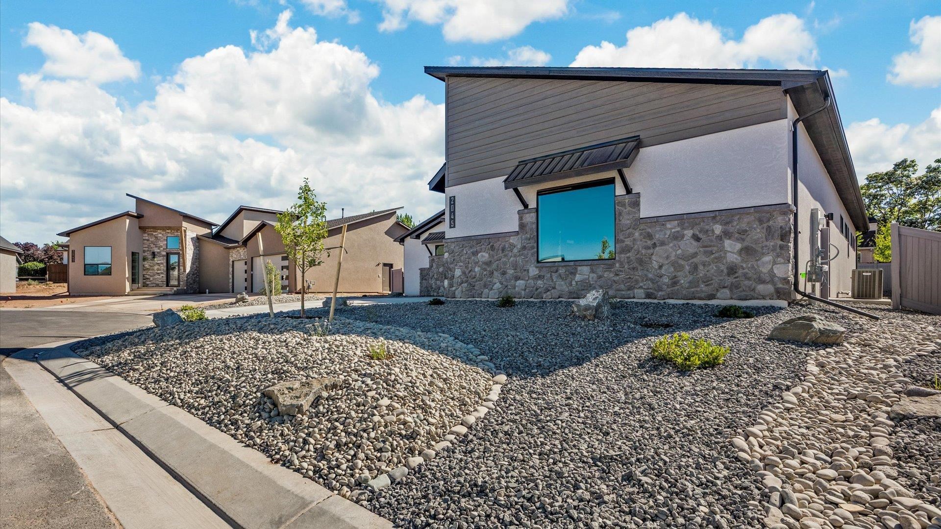 2045 Caleb Street Grand Junction, CO 81507 - Photo 3 of 42