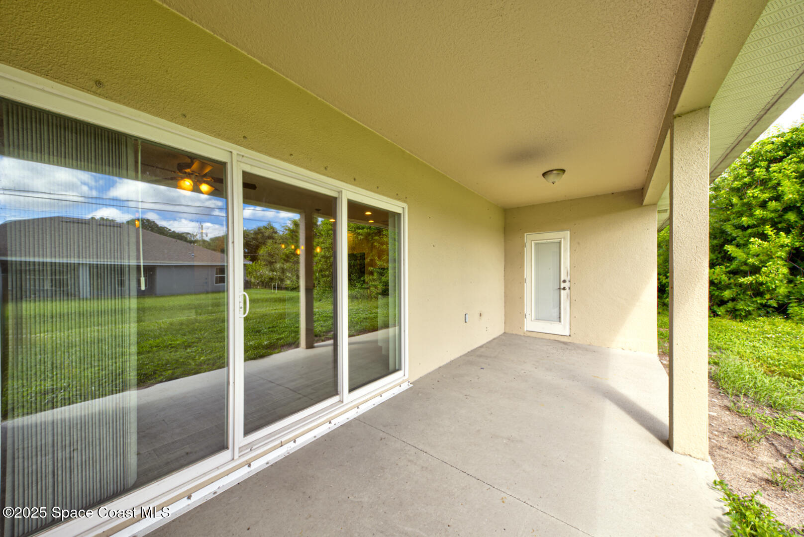531 Topeka Road Southwest Palm Bay, FL 32908 - Photo 41 of 49 back patio